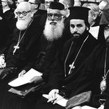 II. Vatikansiches KonzilUnter den nichtkatholischen Beobachtern befinden sich auch Vertreter der orthodoxen Kirche.