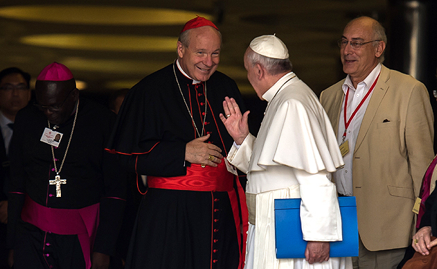 Papst Franziskus und Kardinal Schönborn im Gespräch