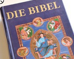 انجیل تقریبا بھ ۵٠٠ زبان ترجمھ شده و پر فروشترین کتاب دنیاست.