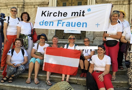 Die Österreichgruppe der Initiative 'Für eine Kirche mit den Frauen'