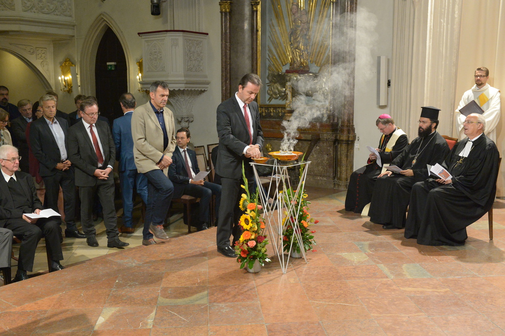 Ökumenischer Gottesdienst mit Abgeordneten in der Hofburgkapelle