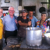 Besuch von Weihbischof Lackner bei den Armen in Salvador