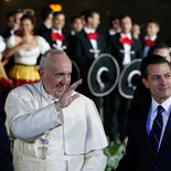 Willkommenszeremonie für Papst Franziskus bei der Ankunft in Mexiko-Stadt am 12. Februar 2016.