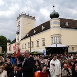 Kardinal Schönborn segnete den Ausbau der Phil. Theol. Hochschule Benedikt XVI in Heiligenkreuz