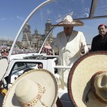 Papst Franziskus bei der Ankunft an der Basilika von Guadalupe am 13. Februar 2016 in Mexiko-Stadt.