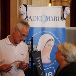 Radio Maria-Mitarbeiter im Gespräch