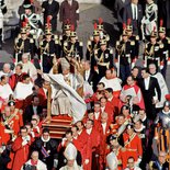 II. Vatikanisches KonzilEinzug Papst Paul VI. auf der 'Sedia gestatoria', Tragstuhl.