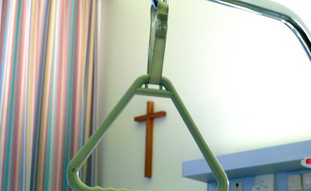 Kreuz im Krankenzimmer