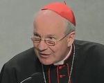 Kardinal Schönborn präsentiert 'Amoris Laetitia'