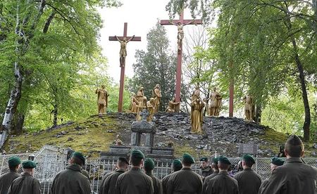 Frankreich/ Lourdes, 19 05 2016. Soldatenwallfahrt 2016. Kreuzweg.