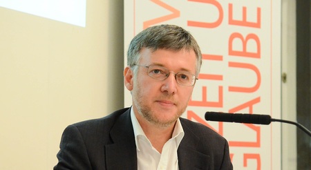 Katholische Akademiker warnen vor Wissenschaftsfeindlichkeit