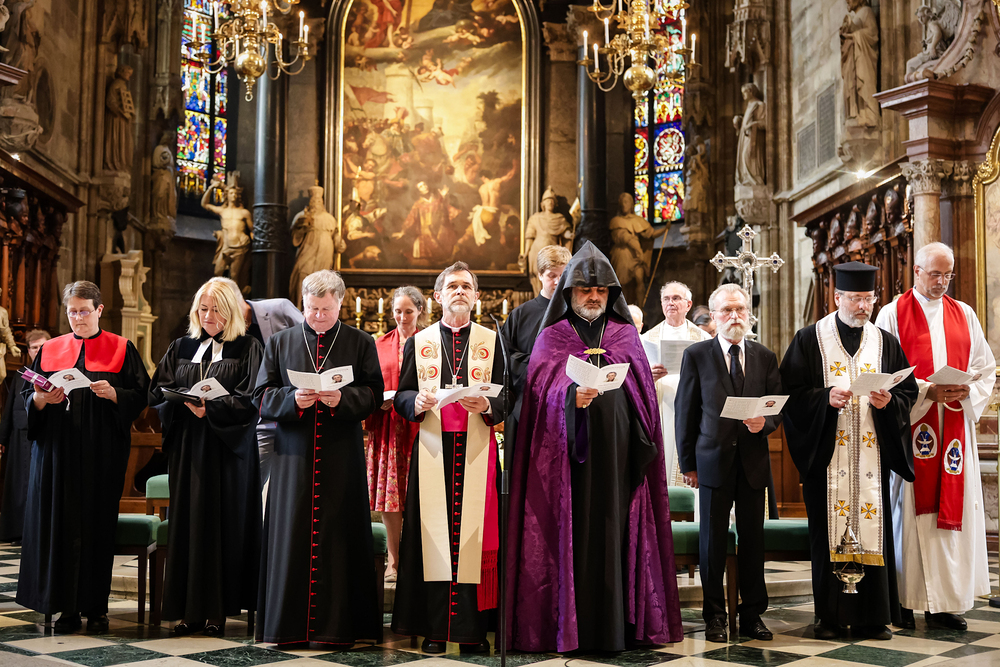 Ökumene Gleixner-Gedenken Stephansdom / Stephan Schönlaub / Erzdiözese Wien Kirchen würdigen Lebenswerk und Lebenszeugnis von Oberin Gleixner
