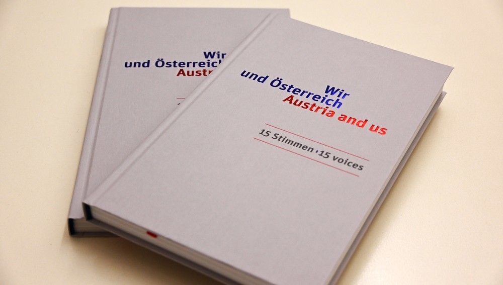 Außenminister Schallenberg und IKG-Präsident Deutsch präsentieren Buch 'Wir und Österreich' mit 15 Beiträgen von Menschen, die die österreichische Staatsbürgerschaft als Nachkommen von NS-Opfern wiedererlangt haben