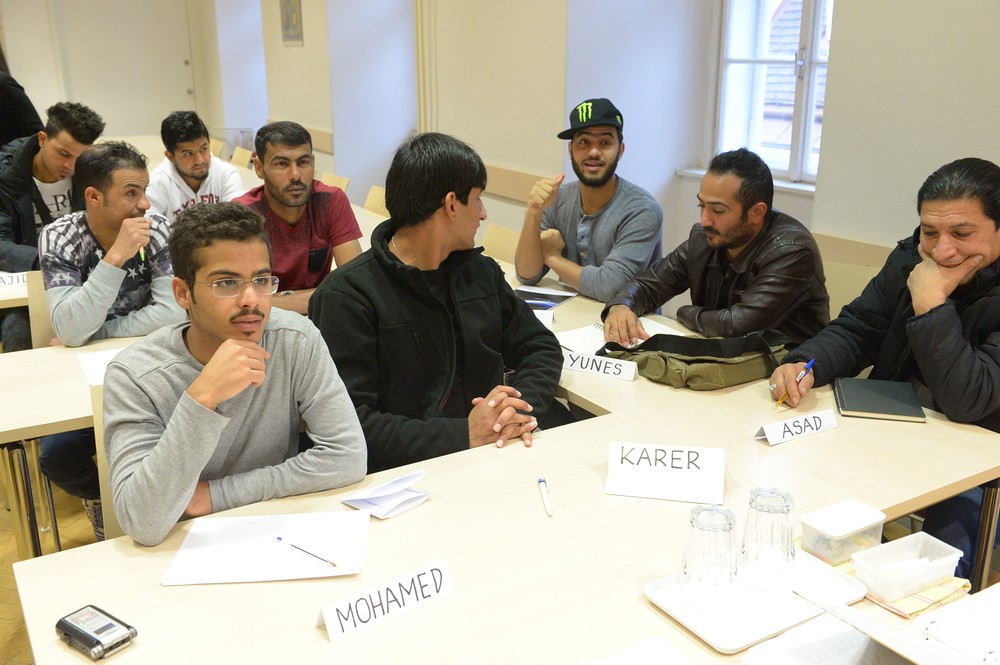Flüchtlinge beim Deutschkurs / kathbild.at/Rupprecht