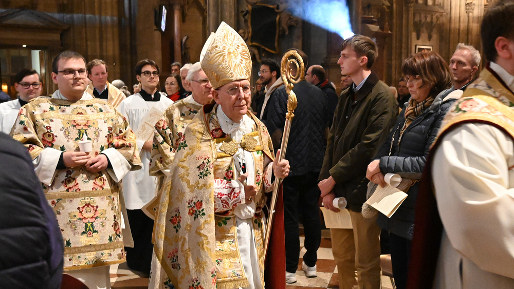 Bischof Klaus Küng bei Marienfeier 'Schutzfrau Österreichs' im Stephansdom / Kathpress / Andreas Gutenbrunner Bischof Klaus Küng bei Marienfeier 'Schutzfrau Österreichs' im Stephansdom