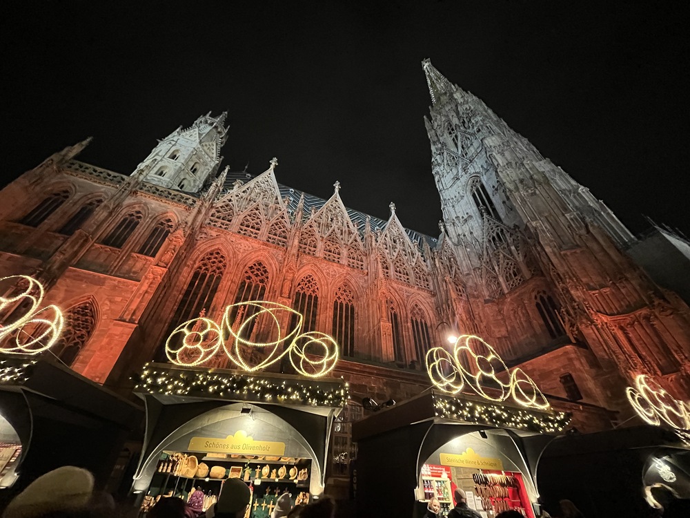 Stille, Einkehr, Fasten, Märkte: Advent in Österreichs Klöstern