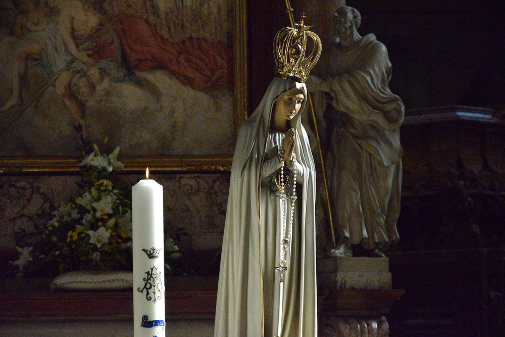 Fatima Statue im Stephansdom / Paul Wuthe / Kathpress Maria-Namen-Feier in Wien