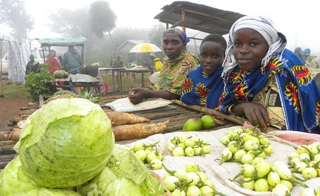 Aktion Bruder und Schwester in Not Bäuerinnen in Uganda
