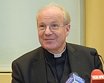 Familiensynode: Kardinal Schönborn präsentiert Papstdokument