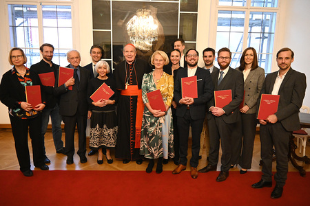 Innitzer-Preise an Theologen Zulehner und Physiker Binder verliehen