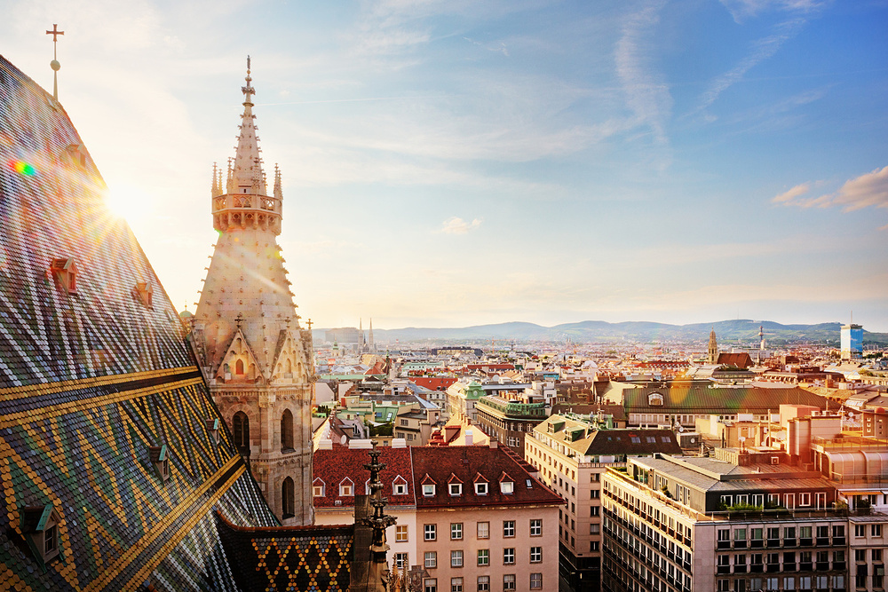 Blick über Wien vom Stephansdom aus / go Bartussek, stock.adobe.com Blick über Wien vom Stephansdom aus