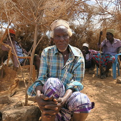 Yaa Sharbana, Nordkenia, Dorfältester Elema Wario