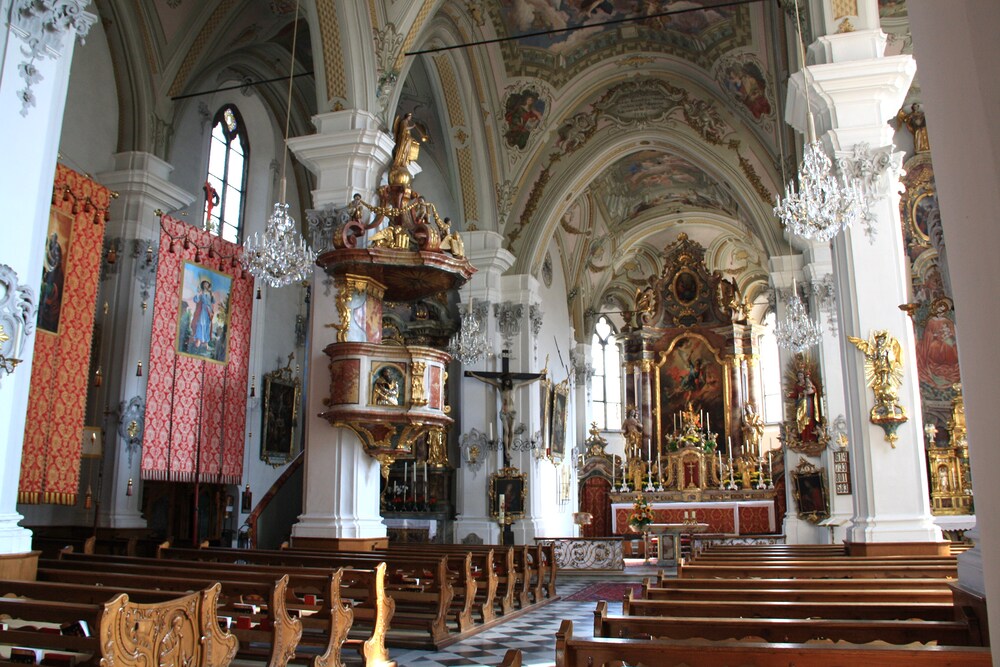 Pfarrkirche Absam Innenansicht