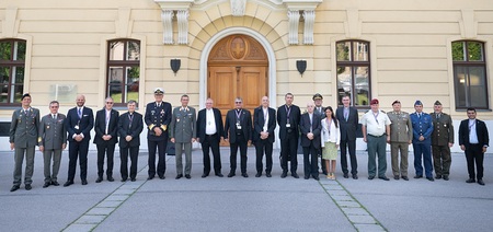 BILD zu OTS - Internationale Konferenz f?r Milit?rbisch?fe