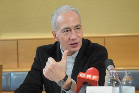 Michael Landau