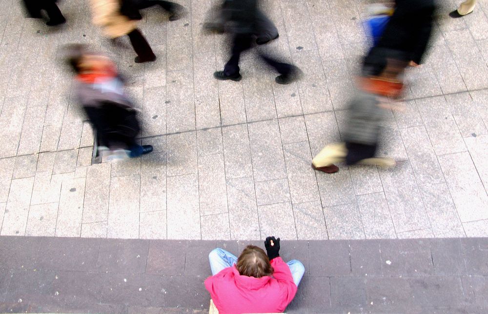 Bettler in einer Fußgängerzone / bilderbox / Wodicka Bettler in einer Fußgängerzone