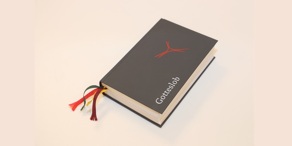 Buch-Cover 'Gotteslob' / Kathpress / Michaela Greil 'Gotteslob': Bericht reflektiert Entstehung des Österreichteils