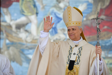 Papst Leo XIV. bei der feierlichen Messe zur offiziellen Einführung in sein Amt am 18. Mai 2025 auf dem Petersplatz im Vatikan.