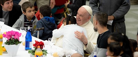 Papst kritisiert Populismus und Verschwörungstheorien