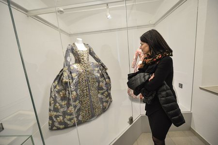 Kunstschätze der Klöster: Experten ermutigen zu offensiver Strategie