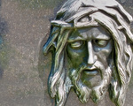Christus-Kopf, Relief, Nahaufnahme