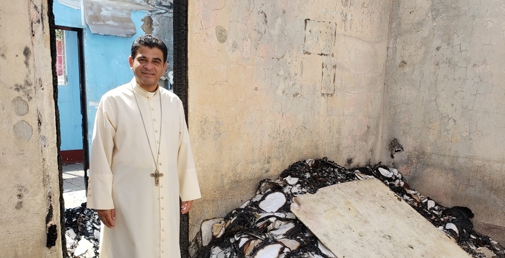 Trip to Nicaragua, November 2018Bishop Rolando José Alvarez Lagos, Bishop of Matagalpa, in the ruins of the premises of the Caritas of Sebaco, burned by supporters of Daniel OrtegaCredit: ACN