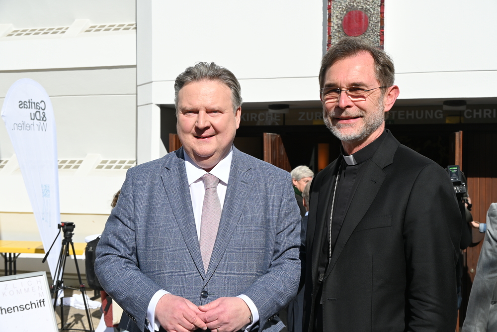 Wien, 9.4.2026, v.l.: Bürgermeister Michael Ludwig, Erzbischof Josef Grünwidl
