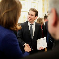 Am 4. Dezember 2018 empfingen Bundeskanzler Sebastian Kurz (im Bild) und Bundesminister Gernot Bl?mel Vertreter christlicher Religionen im Bundeskanzleramt.