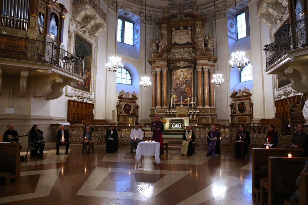 Religionsübergreifendes Friedensgebet im Salzburger Dom / Erzdioezese Salzburg (eds) / Michaela Greil