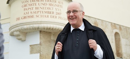 Heiligenkreuzer Altabt Henckel-Donnersmarck wird 80
