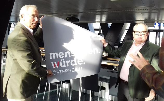 Ferry Maier und Christian Konrad bei Präsentation der Online-Petition / kathpress/Pernsteiner