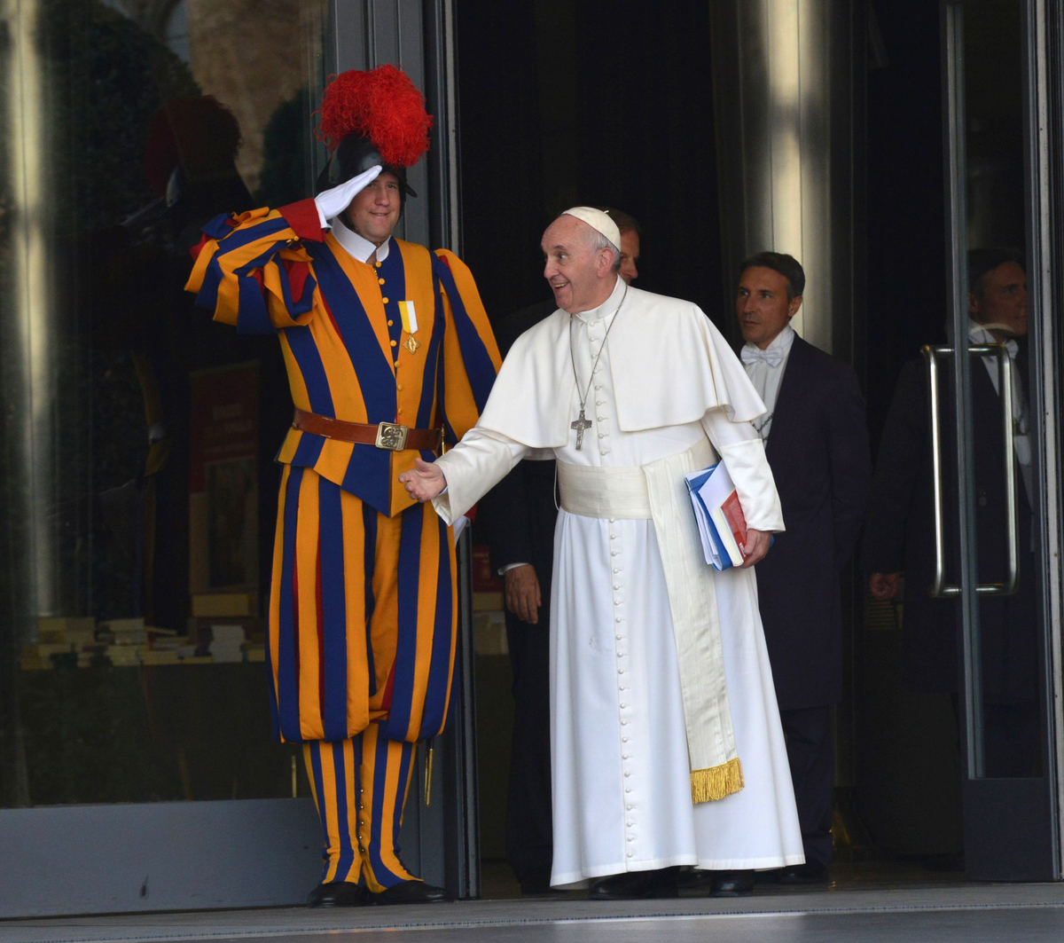 Papst bei der Bischofssynode zu Ehe und Familie im Vatikan