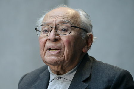 Der Befreiungstheologe Gustavo Gutierrez am 12. Mai 2015 im Vatikan.