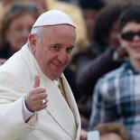 Papst Franziskus während der Generalaudienz auf dem Petersplatz am 9. Dezember 2015.
