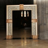 Heilige Pforte aus Gotteslöbern im Mariendom Linz