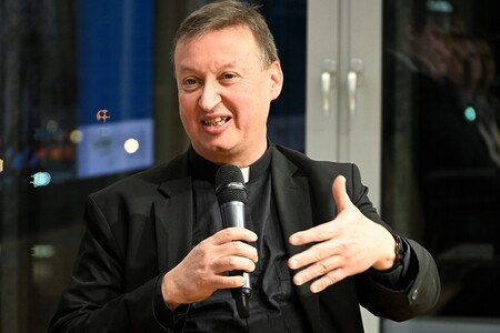Generalsekretär der Österreichischen Bischofskonferenz bei einer Podiumsdiskussion am 24. Februar 2026 in Wien