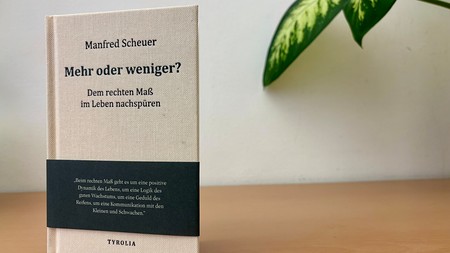 Neues Scheuer-Buch 'Mehr oder weniger' über das 'rechte Maß im Leben'