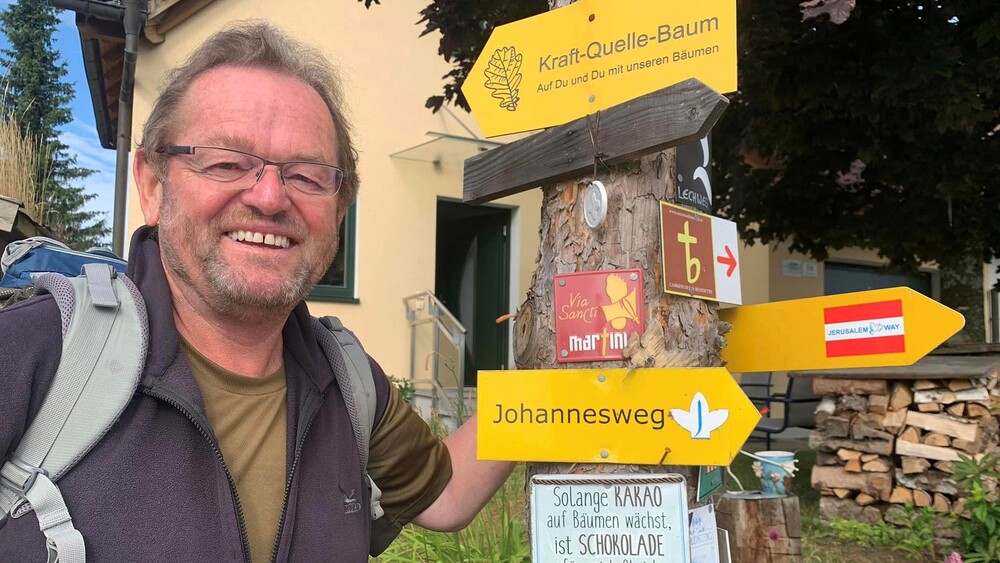 KAÖ-Präsident Ferdinand Kaineder als Pilger / Kaineder privat Pilgern Wallfahrt