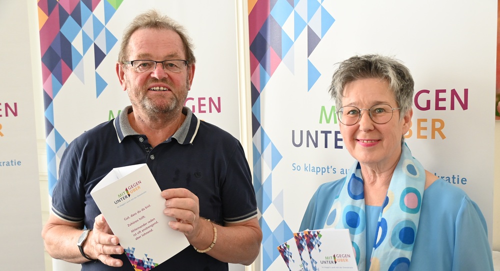 KA-Präsident Ferdinand Kaineder und KAÖ-Generalsekretärin Regina Petrik stellen Projekt 'MITUNTER GEGENÜBER' vor