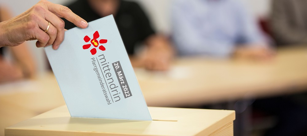 Schönborn: 'Eine Pfarre ohne Pfarrgemeinderat ist unvorstellbar' / Afra Hämmerle-Loidl / pfarrgemeinderat.at Schönborn: 'Eine Pfarre ohne Pfarrgemeinderat ist unvorstellbar'